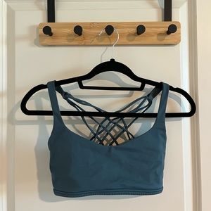 Lululemon sports bra 🍋